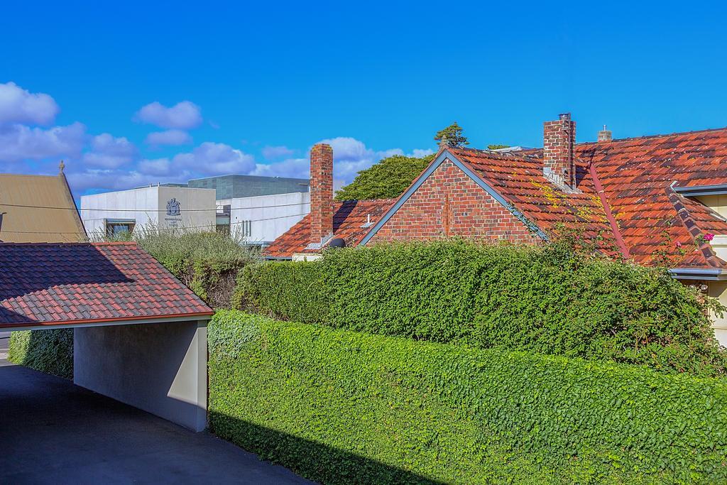 Redwood Manor Motel Apartments Warrnambool Esterno foto